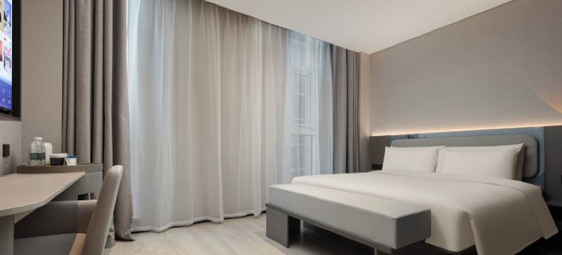 上海大宁国际市北高新园区轻居酒店图片