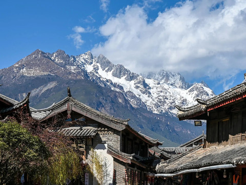 顺悦听涧-Sunshine日照玉龙雪山观景酒店(束河古镇店)