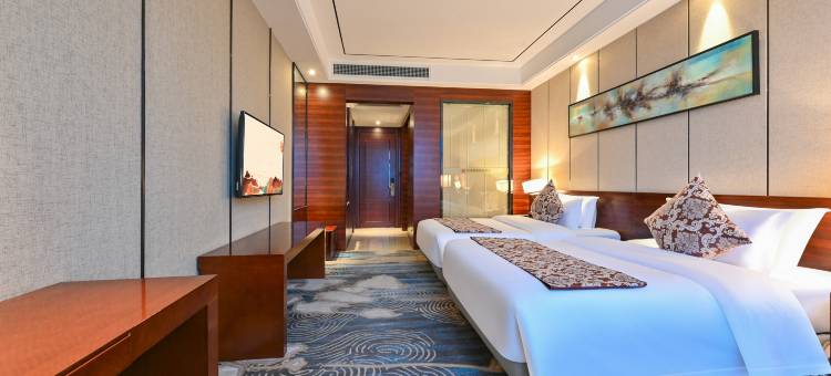 中泉君临国际酒店(阜阳临泉县政府店)图片