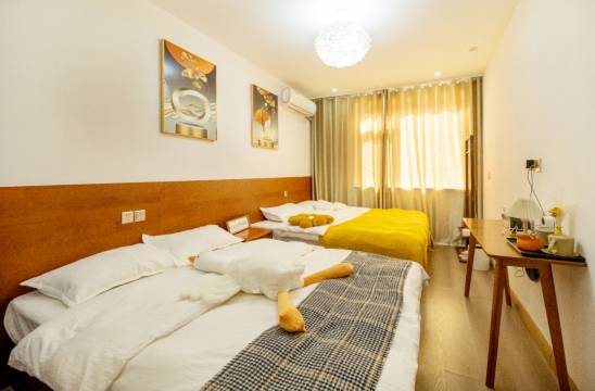 遇见NJ民宿(崂山风景区流清河沙滩店)