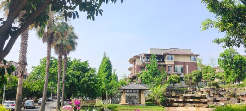 弥勒绮梦美墅花园温泉民宿(湖泉生态园水世界店)图片