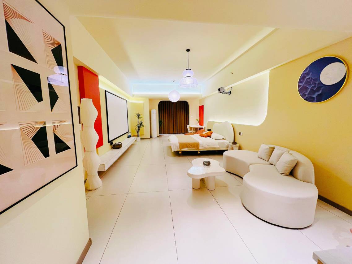 运城云七民宿(国科欢乐港店)