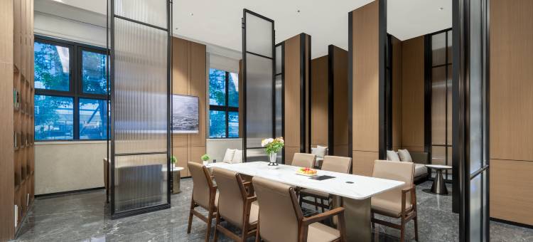 东莞黄江星光路亚朵酒店图片