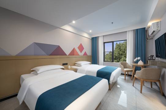 铂曼酒店(株洲长江北路店)