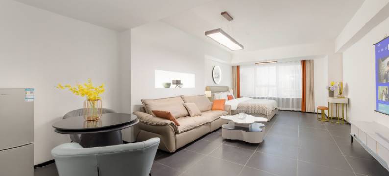 青泥8号酒店公寓(大连火车站中山广场店)图片