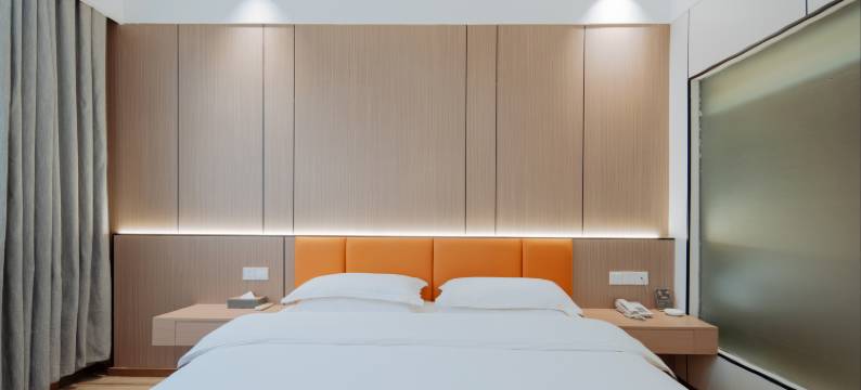 五悦·悦心酒店(潢川会展中心体育中心店)图片