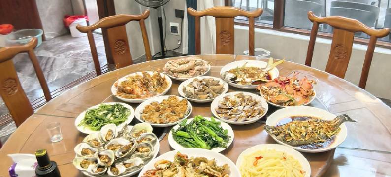 万尾金滩浪花朵朵民宿图片