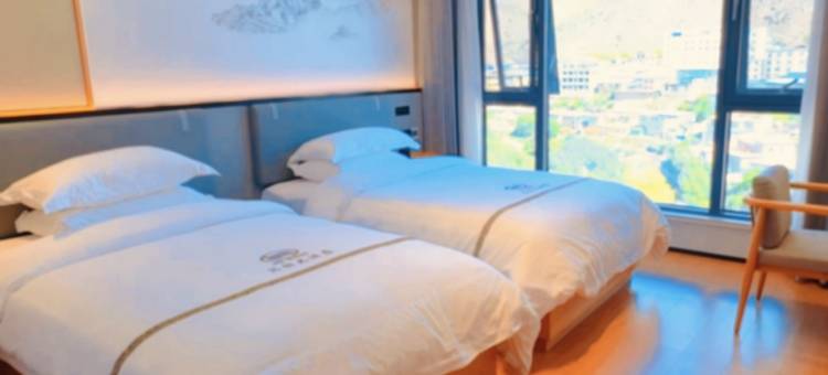 汇胜大酒店(洛隆店)图片