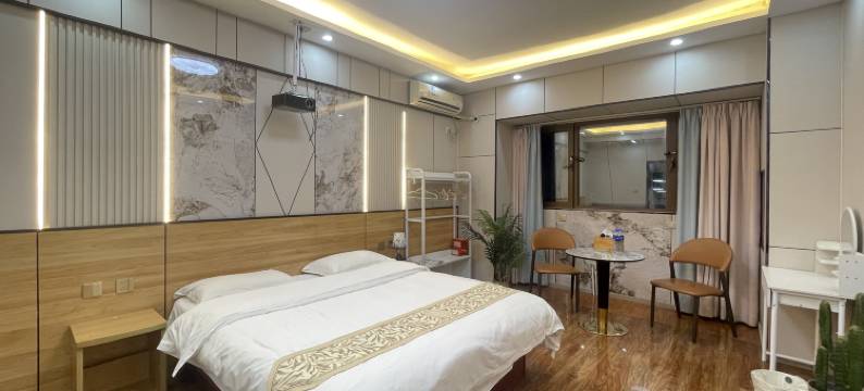 拾光里影音民宿(小寨金莎国际店)图片