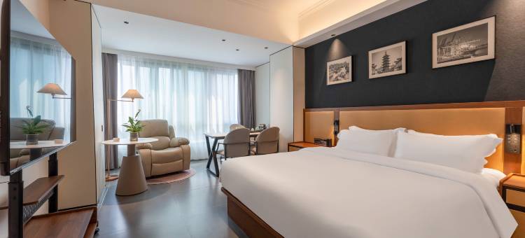 EZ Boomtel 逸宿泊庭酒店(宁波老外滩天一广场店)图片