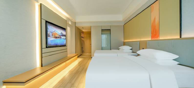 盛凯伦国际酒店(临高汽车站店)图片