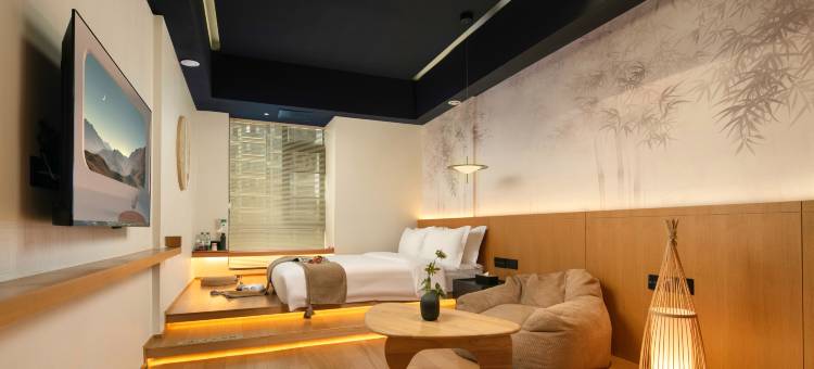 一岑新宿(张家界天门山索道店)图片