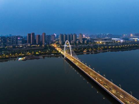 哇雅后海酒店(西安国际会展中心欧亚国际店)图片