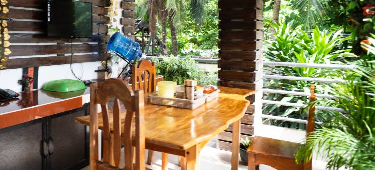 瑞德多兹 @ 赫尔格姆锡亚高因(RedDoorz @ Hergem Siargao Inn)图片