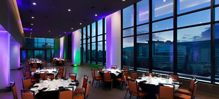 假日套房酒店-蒙特利尔-乌艾斯特镇(Holiday Inn & Suites Montreal Centre-Ville Ouest)图片