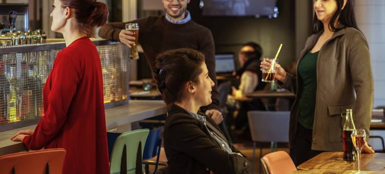 里昂卢米埃尔蒙普莱斯尔美居酒店(Hôtel Mercure Lyon Centre Lumière)图片