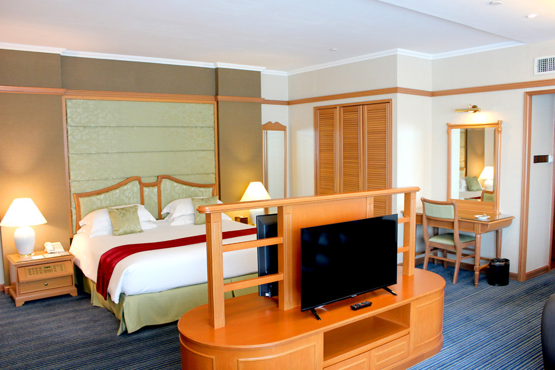 Grand Palace HotelOver view