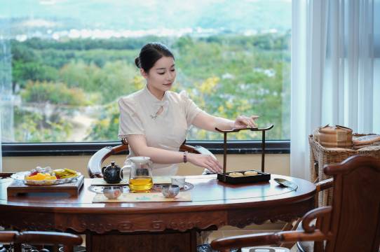 赤雅楼酒店(凤凰湖公园店)图片