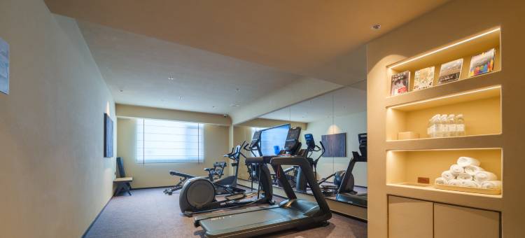 大连中山广场鲁迅路亚朵酒店图片