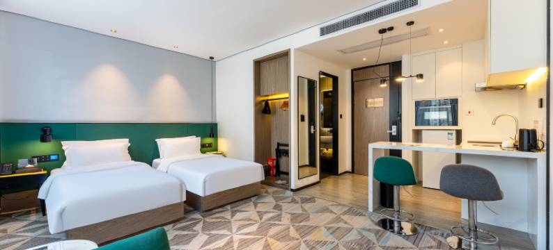 青枫酒店(益华广场华润万家店)图片