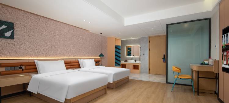 宜必思尚品酒店(三亚湾凤凰机场店)图片