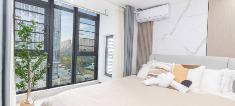 舒悦轻奢民宿(台江金融街万达店)图片