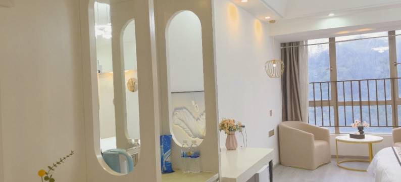 山茶季民宿(贵阳花果园店)图片