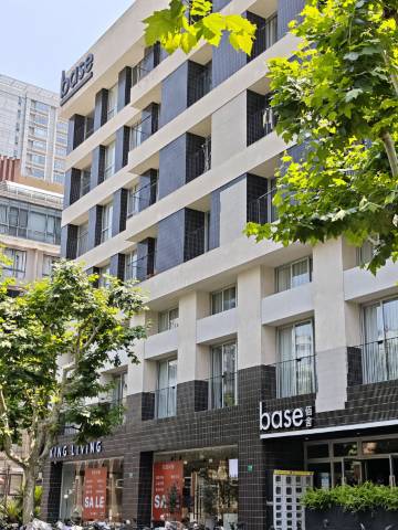 base佰舍酒店公寓(上海八万人体育场文定路店)