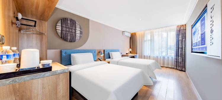 如家酒店(呼和浩特大召寺塞上老街店)图片