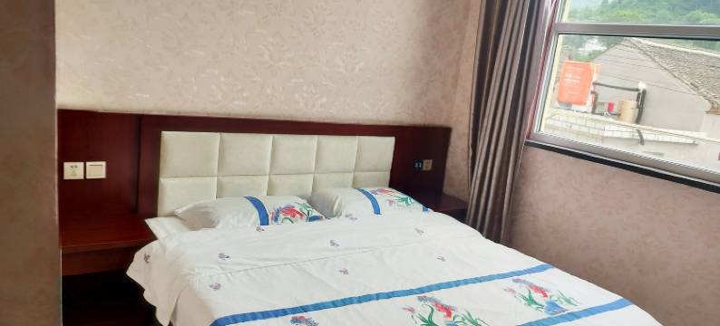 涞源云雾山庄图片