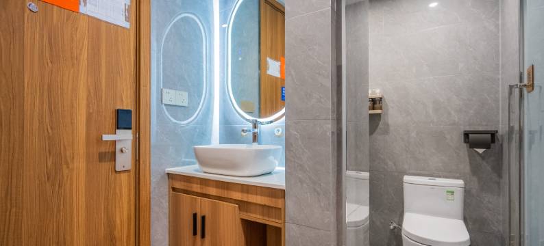 石泉东辉瀚锦酒店(秦巴风情园店)图片