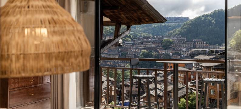 山里有喵观景民宿(西江千户苗寨店)图片