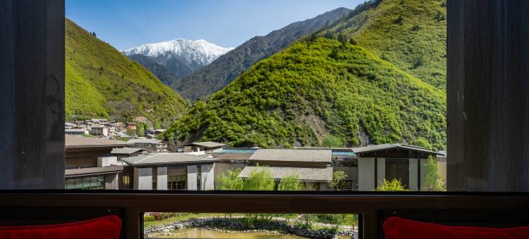 九寨鲁能希尔顿度假酒店图片