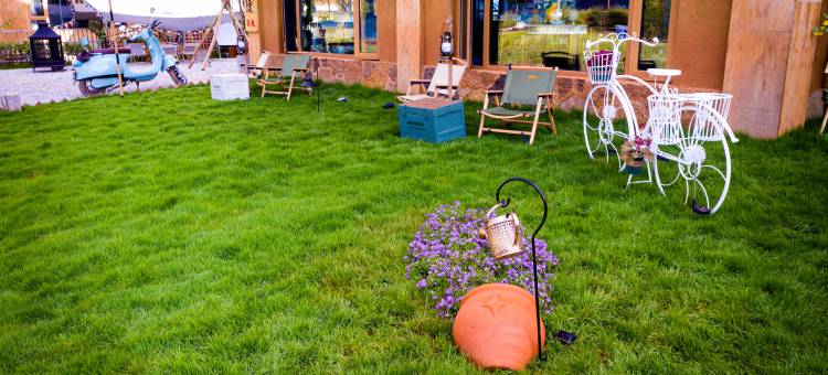 泸沽湖隐缦·全湖景星空主题度假酒店图片