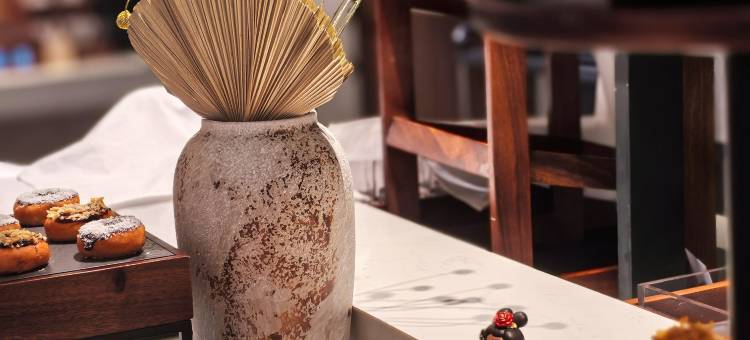 西安钟鼓楼广场亚朵酒店图片