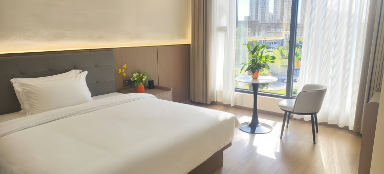 艺龙瑞云酒店(信阳固始蓼城大道恒太太平洋购物中心店)图片