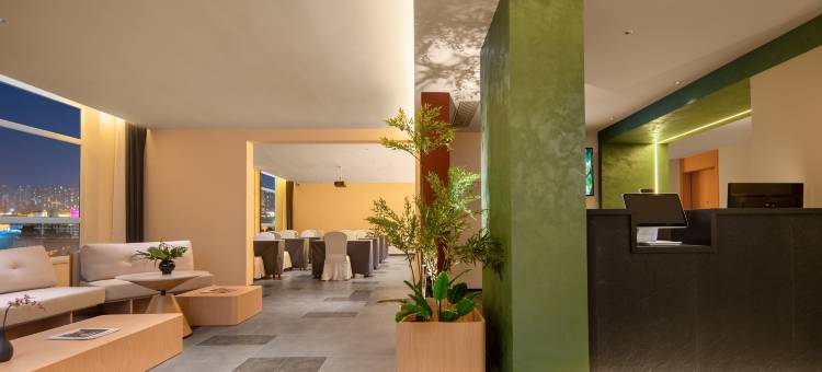 猫的远方YOUNG·IS·FASHION酒店(大同古城百盛购物中心店)图片