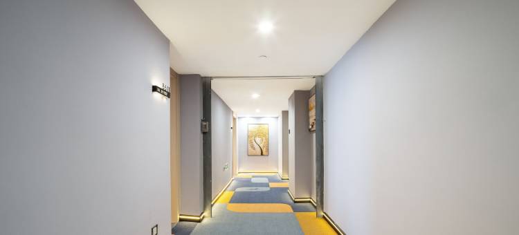 衢州喆缦君迩酒店(衢州学院店)图片