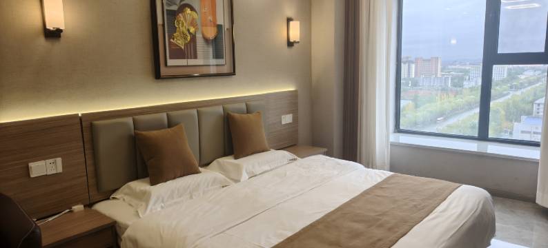 包头铂宸酒店(内蒙古科技大学华发新城店)图片