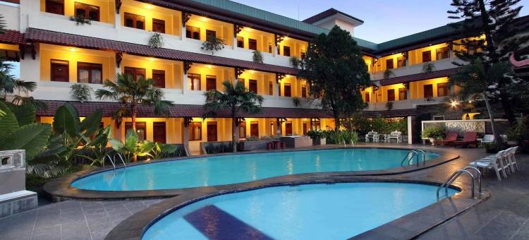 日惹卡克拉肯邦酒店(Cakra Kembang Hotel)图片