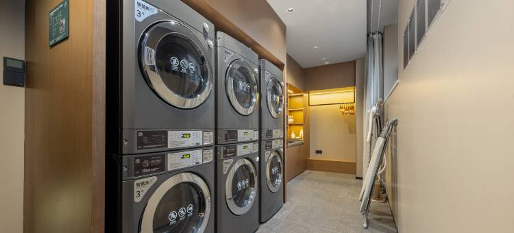 常州火车站南大街亚朵酒店图片