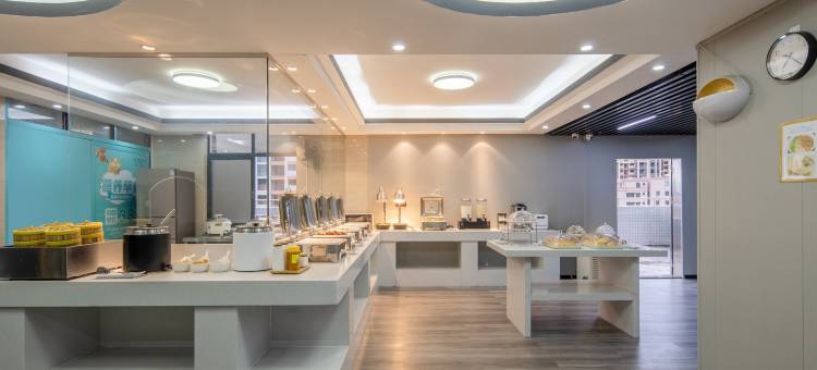 希岸·轻雅酒店(湛江海滨大道江南世家店)图片