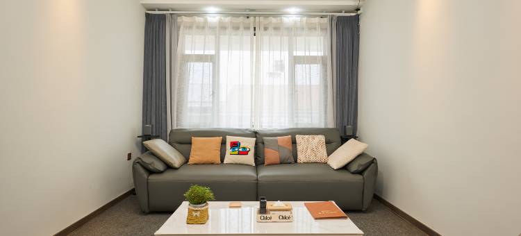 花筑•云阙民宿(开封清明上河园店)图片