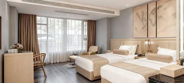 喆·啡酒店(西双版纳景洪泼水广场江边夜市店)图片