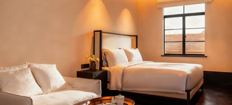 朝阳文保艺术酒店(烟台山朝阳街店)图片