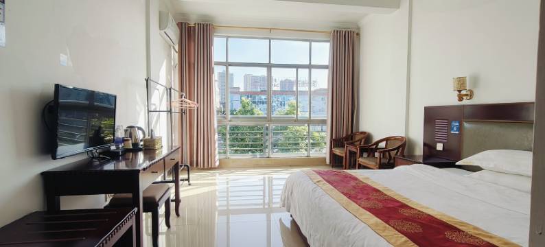 臻铭酒店(贵港吾悦广场高铁站店)图片