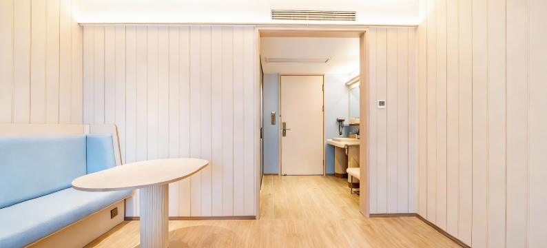 衢州•欣颐MYSTICWOLD•MOMWMYPOP•古城墙畔酒店(水亭门国金中心店)图片