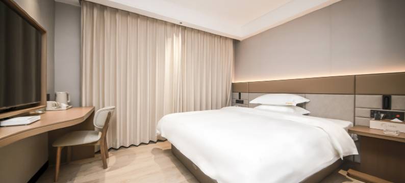 艺高酒店(东莞厚街陈屋地铁站店)图片