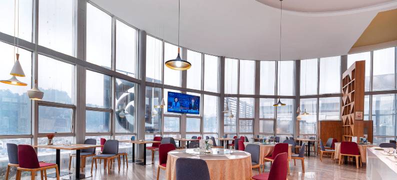 柏曼酒店(巴马中心文化广场店)图片