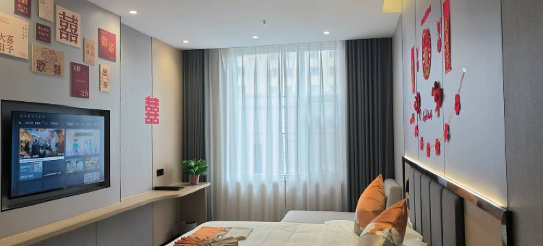 积石山丝路名庭酒店图片